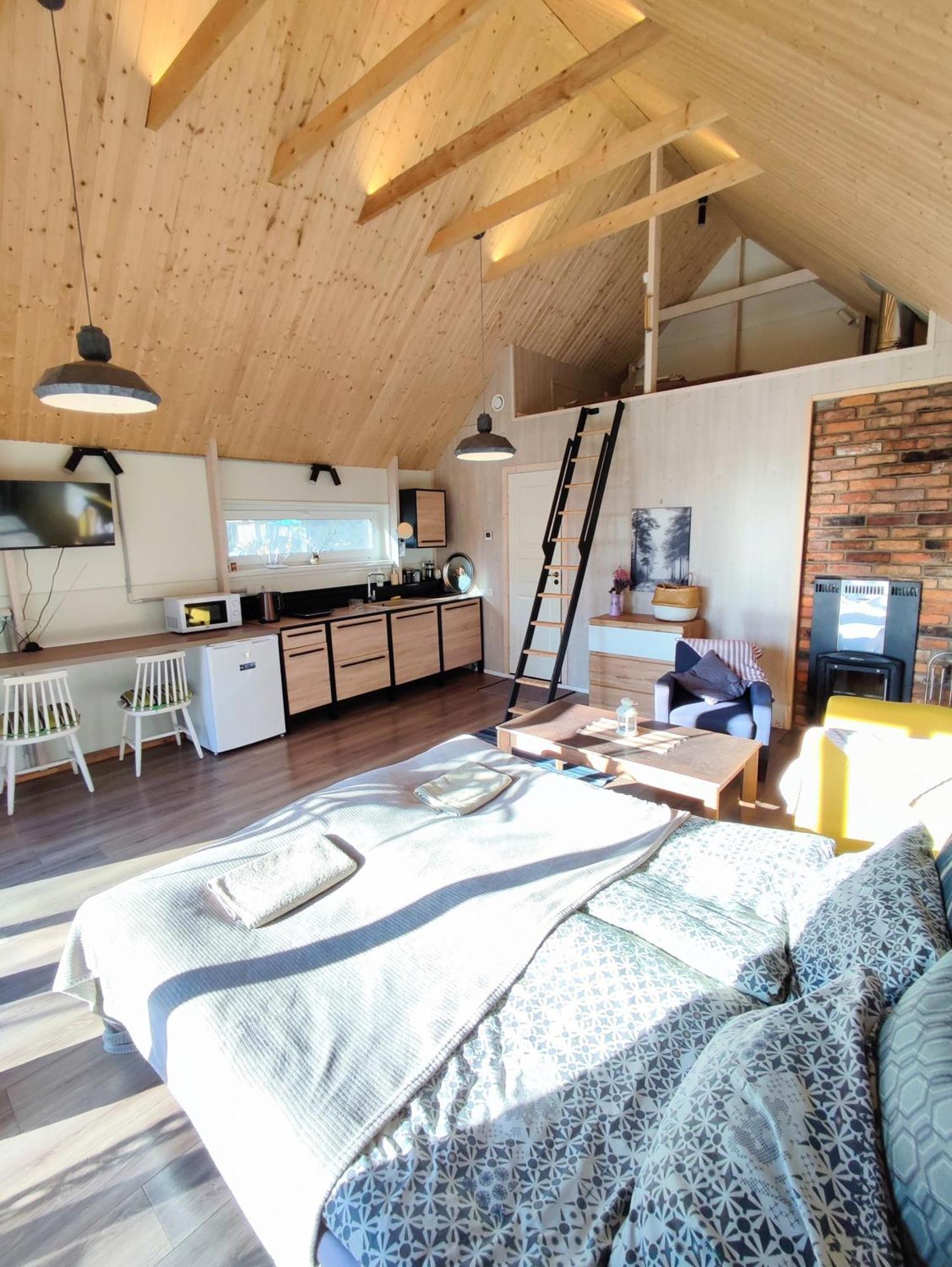 Modern Sauna Cabin In Horse Ranch Liyeplauke Extérieur photo